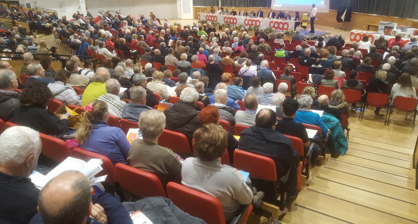 Panoramica assemblea