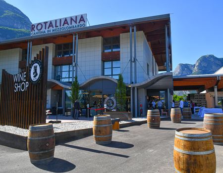 Rotaliana Wine Shop