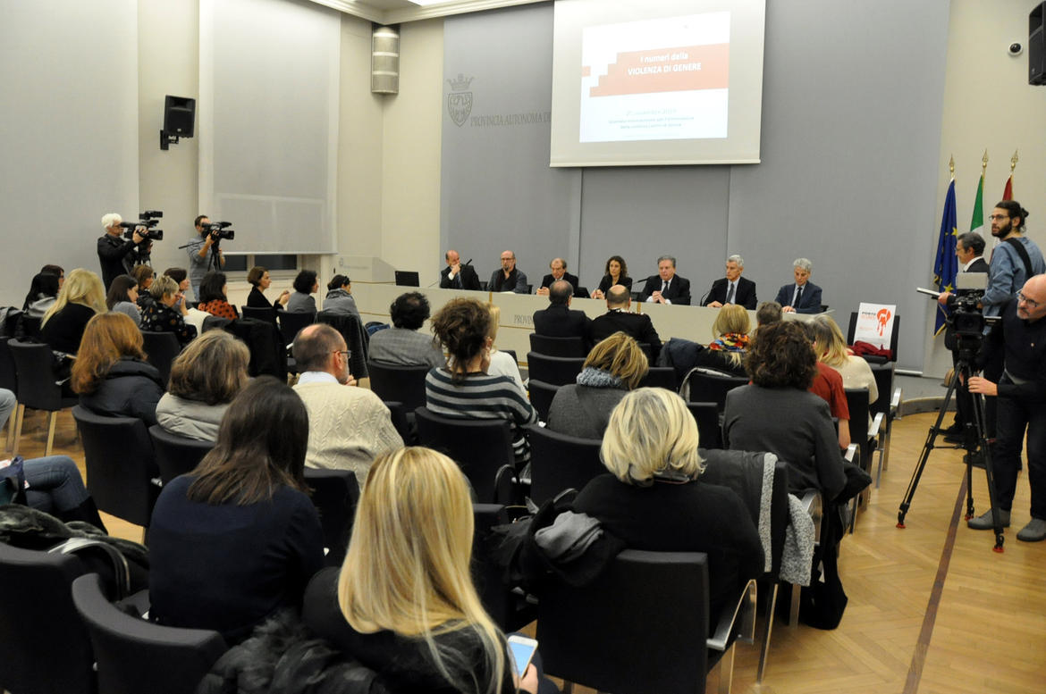 I numeri della violenza di genere in Trentino Presentazione della pubblicazione annuale con l'assessora Stefania Segnana