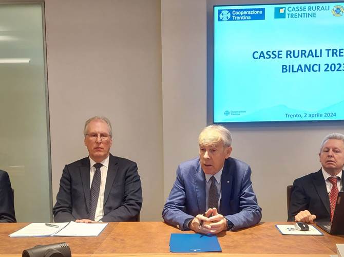 D sinistra Liber Mucchi Simoni Visetti