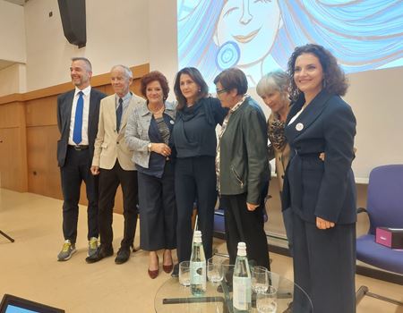 Da sinistra, Alessandro Ceschi, Roberto Simoni, Nadia Martinelli, Clara Mazzucchi, Giovanna Zago, Mariangela Franch ed Eleonora Da Ronco