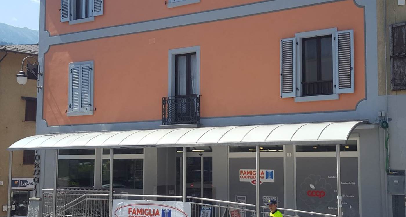 Il punto vendita di Roncone