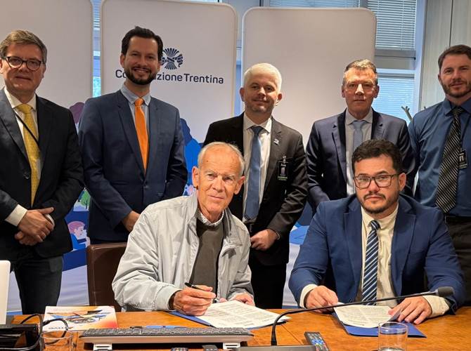 Il presidente Simoni con la delegazione brasiliana