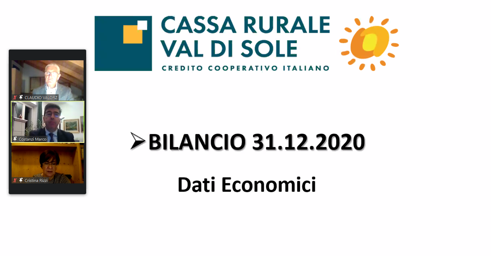 323 mila euro di beneficienza e aiuti, 101mila per interventi per l’emergenza Covid a ospedali e Case di riposo, moratorie sui mutui (566 per 145 milioni di euro), prestiti agevolati (154 pratiche per 14 milioni), consulenza personalizzata e buoni spesa.La Cassa chiude un bilancio positivo, con utile a 3,3 milioni, NPL al 7,4%, CET1 al 25,1%. “La grande soddisfazione per i conti – dice il presidente Claudio Valorz – non ci fa dimenticare che il futuro potrebbe riservare sorprese sgradite, sia per gli effetti negativi della pandemia sull’economia locale, sia per la burocrazia e la vigilanza bancaria sempre più asfissiante”.Ieri sera la presentazione ai soci del bilancio, in vista dell’assemblea che si terrà il 30 aprile con la modalità del rappresentante designato.