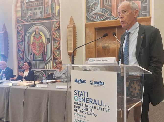 L'intervento di Roberto Simoni presidente Cooperazione Trentina
