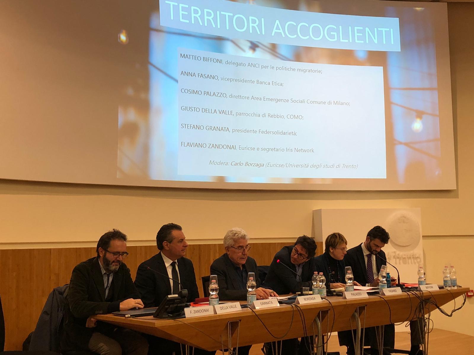 Terzo settore e enti locali, nasce il Libro Bianco dell’accoglienza Quasi 300 iscritti al workshop di Euricse. Ora nascerà un volume. Fico invita gli organizzatori a Montecitorio per un incontro.