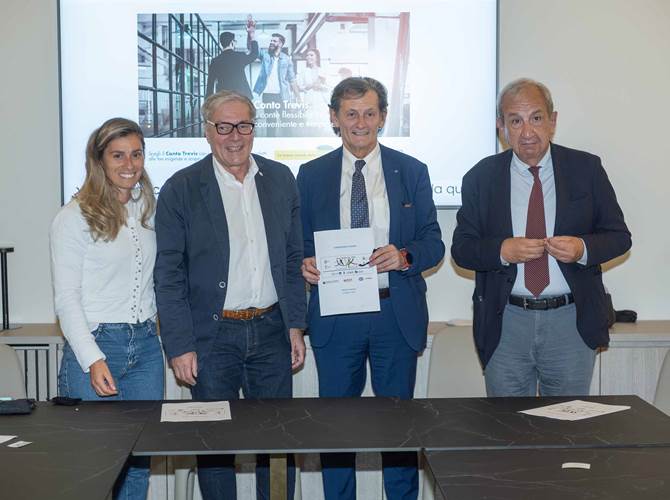 Da sinistra Francesca Dallapè, Diego Decarli, Giorgio Fracalossi, Ezio Gobbi